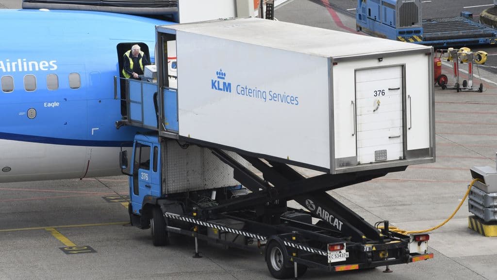 KLM ikram servisinin yüzde 75'ini İsviçreli Gategroup'a devrediyor