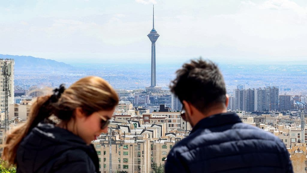 İran 5 haftadır internet erişimini kısıtlıyor, binlerce kişi gözaltına alındı