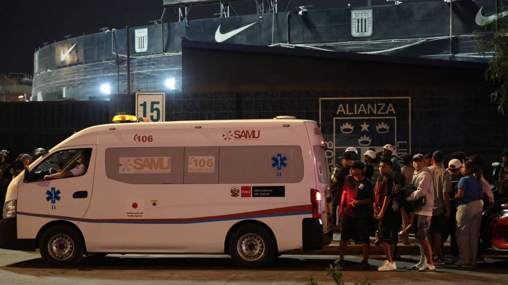 Peru'da futbol stadyumunda olay: 1 ölü, 47 yaralı