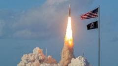 NASA'nın Artemis II görevi yörüngeye ulaştı, dört astronot Ay'a doğru yolculukta