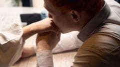 İspanya'da el öpme cinsel saldırı sayıldı: 1.620 euro ceza