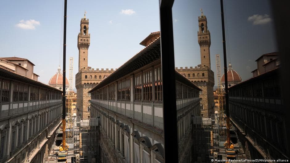 Floransa'daki Uffizi Galerisi'ne siber saldırı: Değerli mücevherler Merkez Bankası'na taşındı