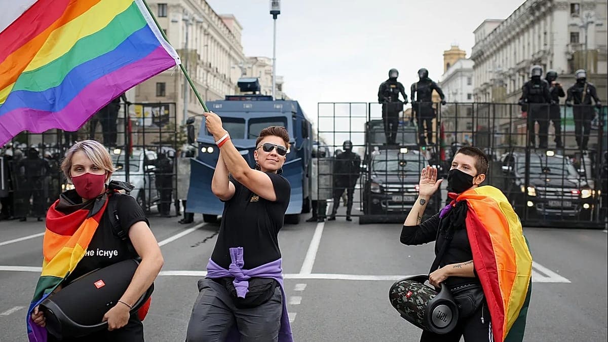 Belarus parlamentosu LGBTQ+ haklarını savunanları cezalandıran yasayı kabul etti