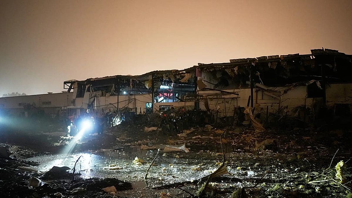 İran-İsrail Gerilimi Tırmanıyor: Yeni Füze Saldırıları Körfez'i Karıştırdı