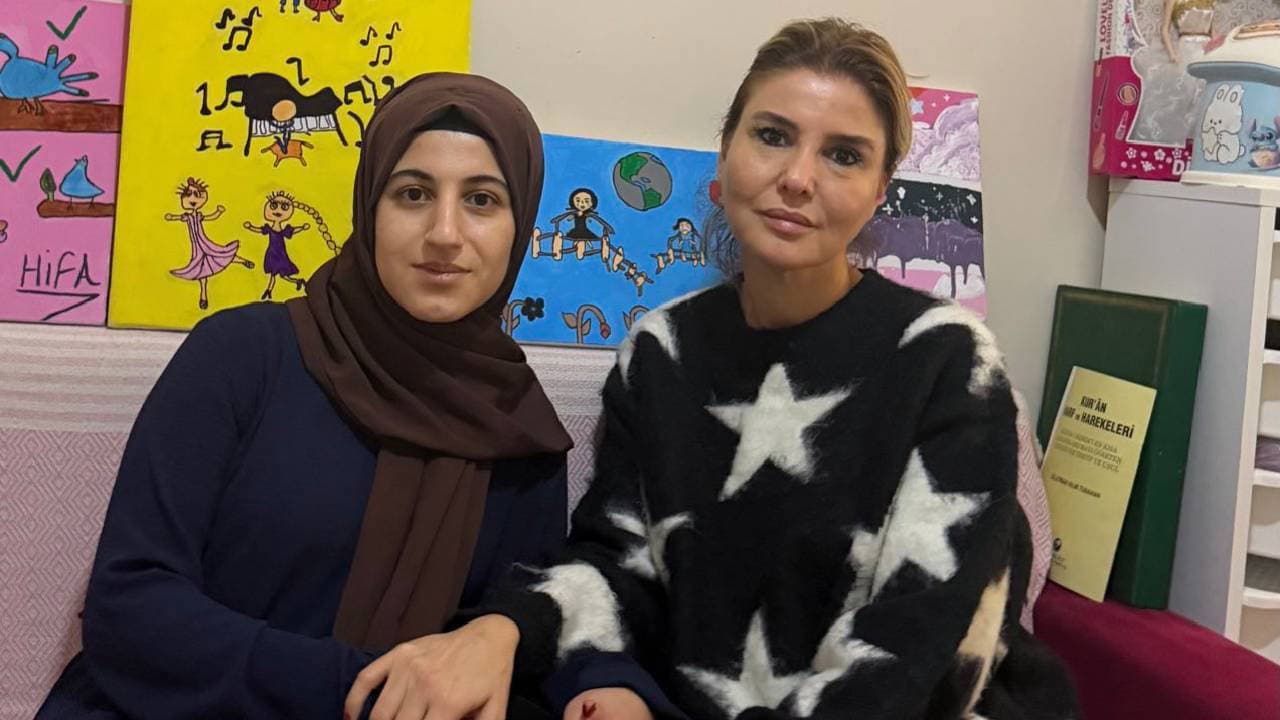 Gülben Ergen'e soruşturma: Aile Bakanlığı Fatmanur Çelik paylaşımları için şikayetçi oldu