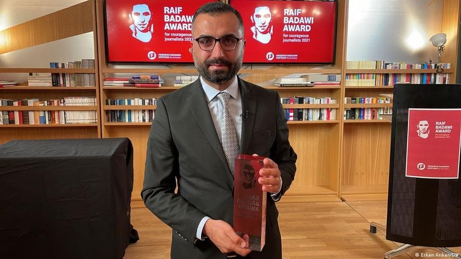 DW Türkçe muhabiri Alican Uludağ'ın avukatları tahliye ve yetki itirazı başvurusu yaptı